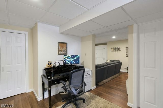 16 Tall Oaks Ln, Mount Olive Twp., NJ 07828