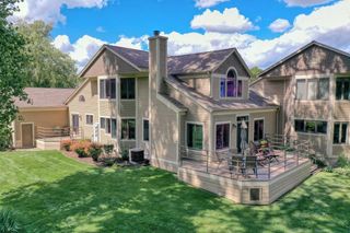 W304N2356 N Westwind DRIVE #6A, Pewaukee, WI 53072