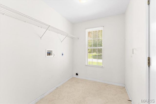 1901 Cedarwood Trail, Belleville, IL 62226