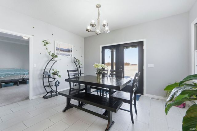 1123 State Road 8, Garrett, IN 46738