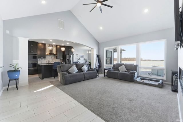 1123 State Road 8, Garrett, IN 46738