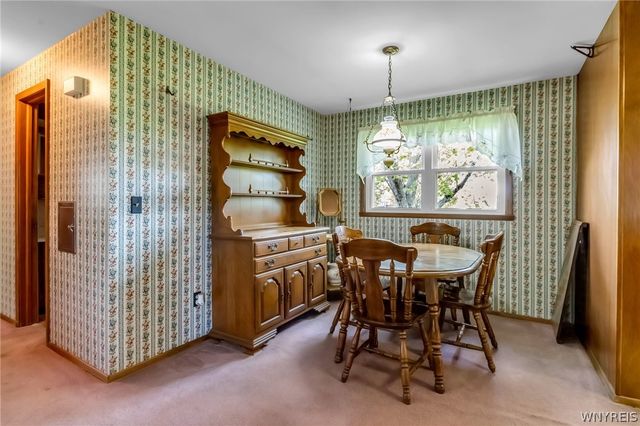 291 Carriage Park, West Seneca, NY 14224