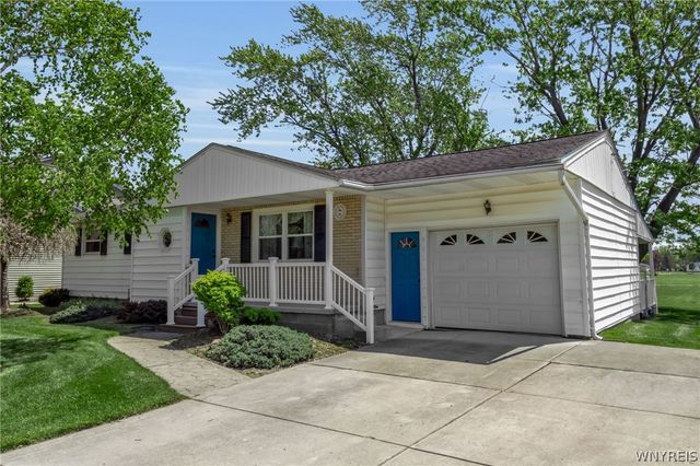 291 Carriage Park, West Seneca, NY 14224