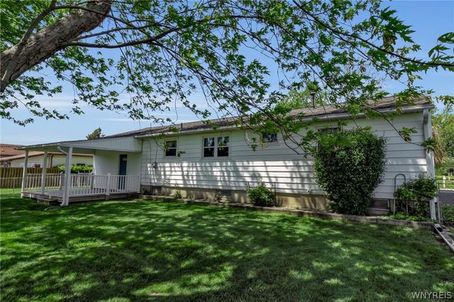 291 Carriage Park, West Seneca, NY 14224