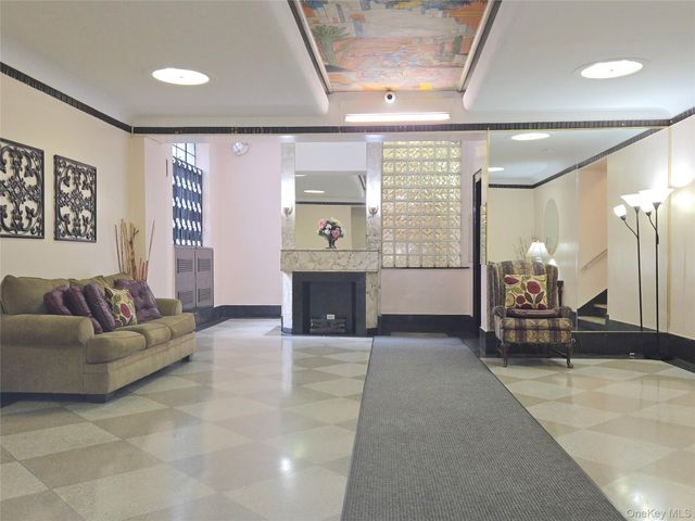 55 E 190th Street 45, Bronx, NY 10468