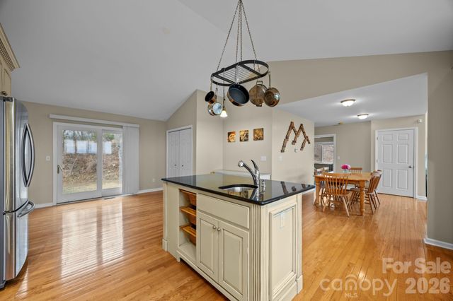 995 Towery Trace, Ellenboro, NC 28040