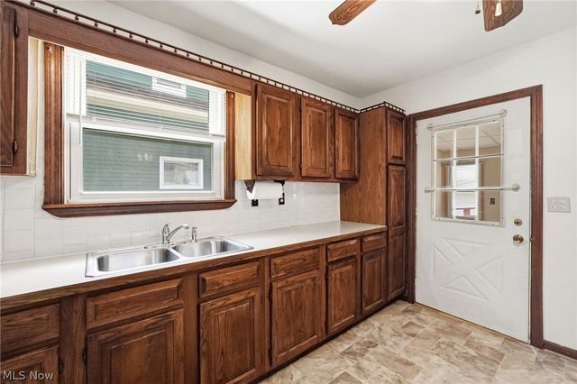 4116 W 161st Street, Cleveland, OH 44135
