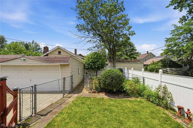 4116 W 161st Street, Cleveland, OH 44135