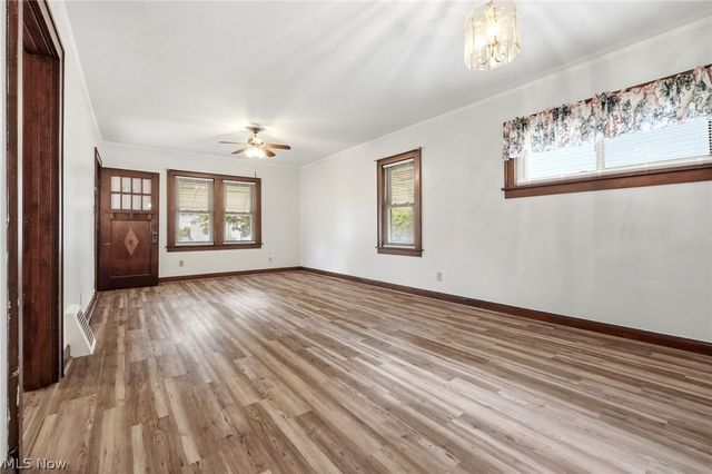 4116 W 161st Street, Cleveland, OH 44135