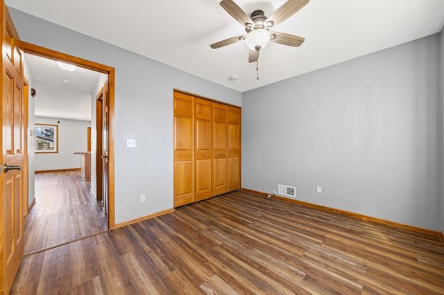 15635 Hallmark Path, Apple Valley, MN 55124