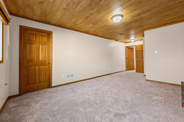 15635 Hallmark Path, Apple Valley, MN 55124