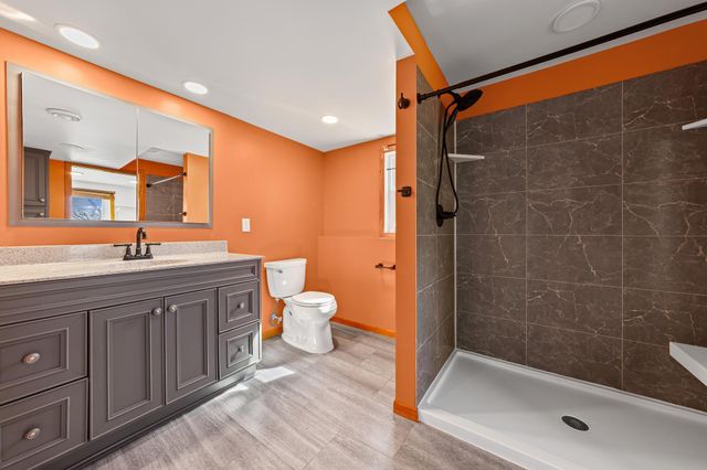 15635 Hallmark Path, Apple Valley, MN 55124