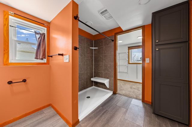 15635 Hallmark Path, Apple Valley, MN 55124