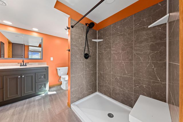 15635 Hallmark Path, Apple Valley, MN 55124