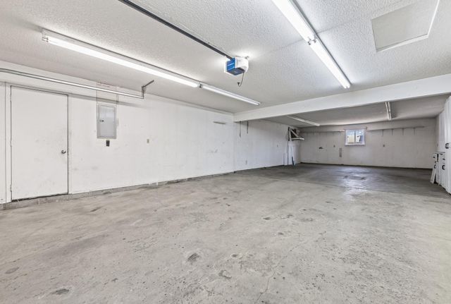 15635 Hallmark Path, Apple Valley, MN 55124