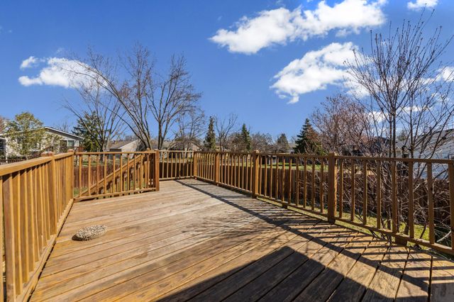 15635 Hallmark Path, Apple Valley, MN 55124