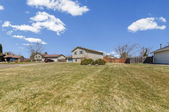 15635 Hallmark Path, Apple Valley, MN 55124