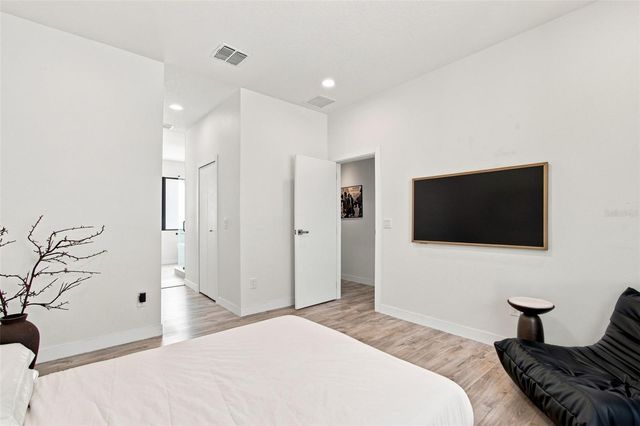 7519 N COOLIDGE AVENUE, Tampa, FL 33614