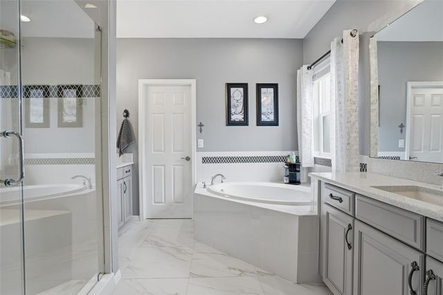 33564 WILLOW POINT CT, Wesley Chapel, FL 33545