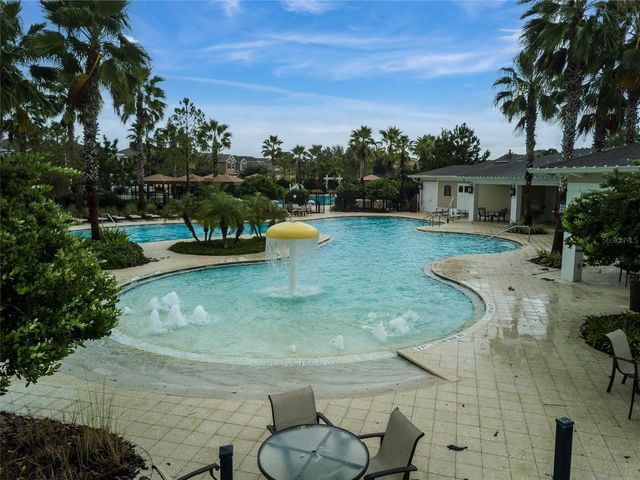 33564 WILLOW POINT CT, Wesley Chapel, FL 33545