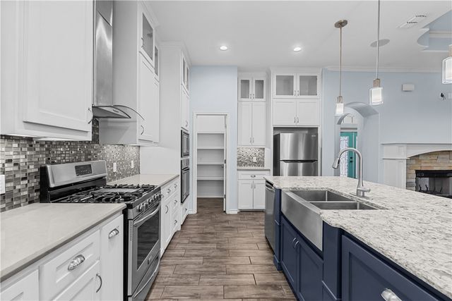 8241 Garner Dr, Corpus Christi, TX 78414