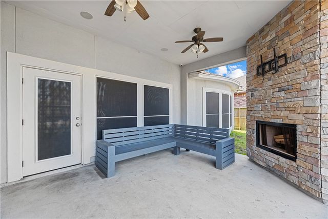 8241 Garner Dr, Corpus Christi, TX 78414