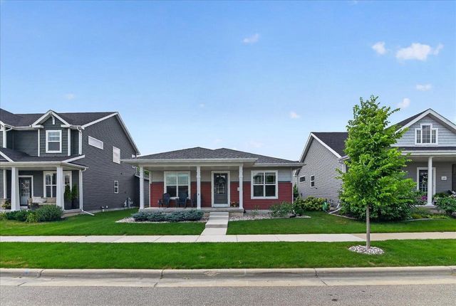 1264 Crane Meadow Way, Sun Prairie, WI 53590
