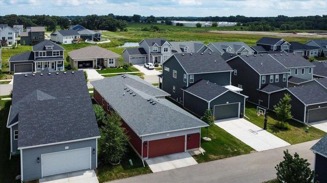 1264 Crane Meadow Way, Sun Prairie, WI 53590