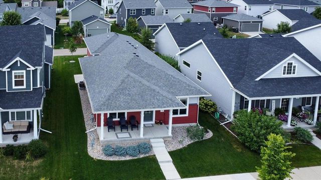 1264 Crane Meadow Way, Sun Prairie, WI 53590