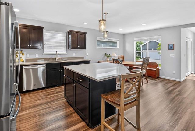 1264 Crane Meadow Way, Sun Prairie, WI 53590