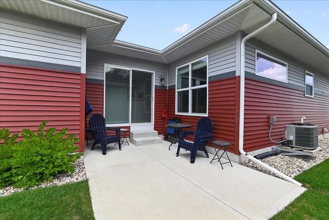 1264 Crane Meadow Way, Sun Prairie, WI 53590
