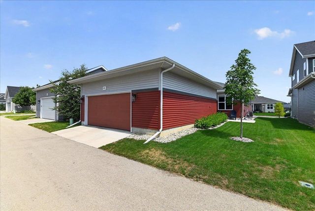 1264 Crane Meadow Way, Sun Prairie, WI 53590