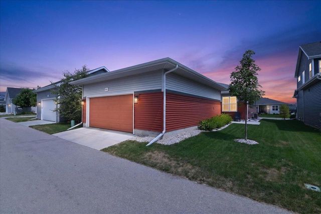 1264 Crane Meadow Way, Sun Prairie, WI 53590