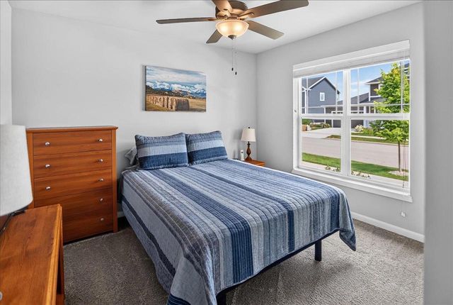 1264 Crane Meadow Way, Sun Prairie, WI 53590
