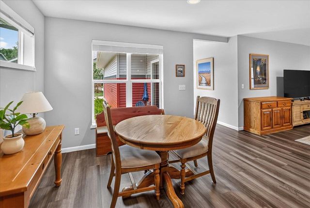 1264 Crane Meadow Way, Sun Prairie, WI 53590