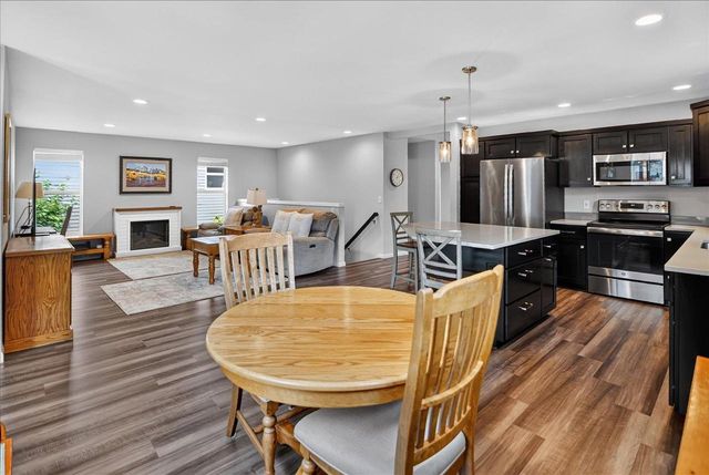 1264 Crane Meadow Way, Sun Prairie, WI 53590