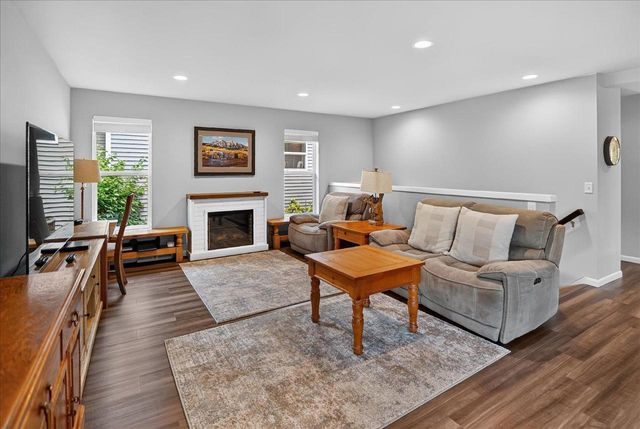 1264 Crane Meadow Way, Sun Prairie, WI 53590