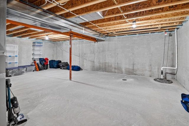 1264 Crane Meadow Way, Sun Prairie, WI 53590