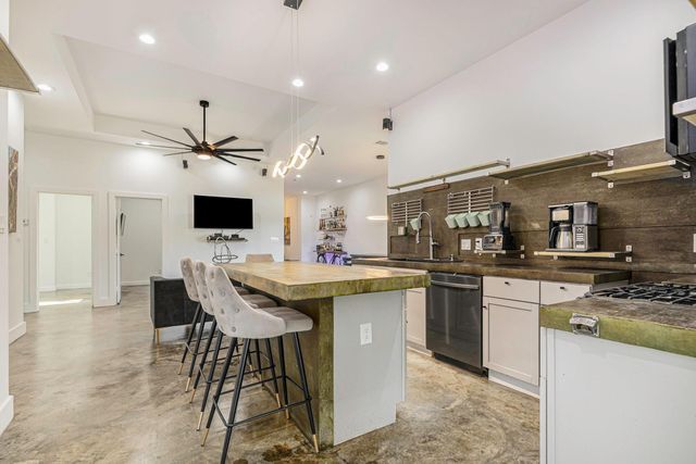 475 Pinnacle, Trinity, TX 75862