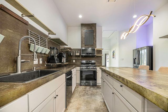 475 Pinnacle, Trinity, TX 75862