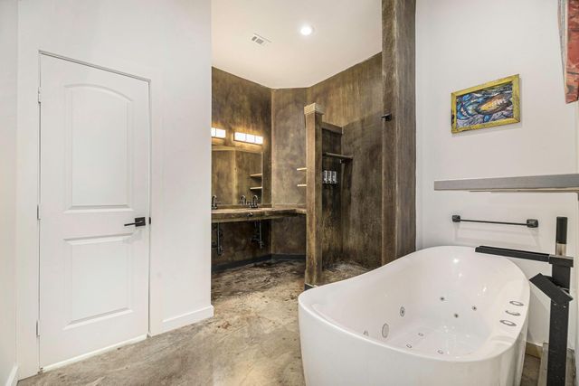 475 Pinnacle, Trinity, TX 75862