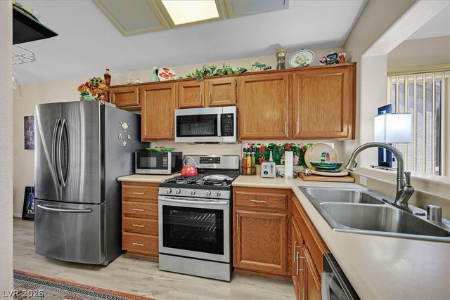 468 Bonnie Brook Place, Henderson, NV 89012