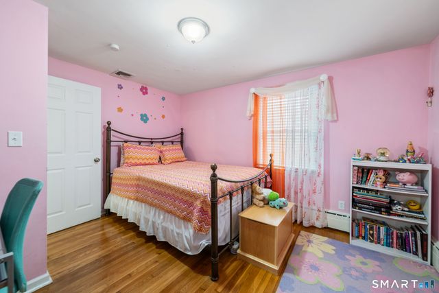 11 Whalley Road, Trumbull, CT 06611