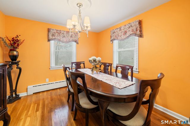 11 Whalley Road, Trumbull, CT 06611