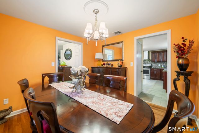 11 Whalley Road, Trumbull, CT 06611