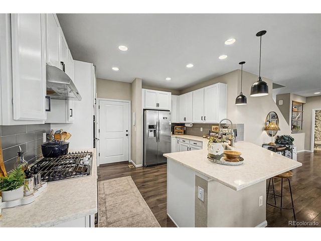 15022 W 70th Ave, Arvada, CO 80007