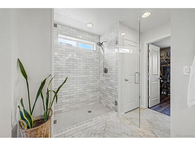 15022 W 70th Ave, Arvada, CO 80007