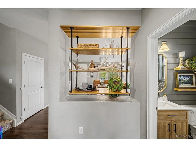 15022 W 70th Ave, Arvada, CO 80007