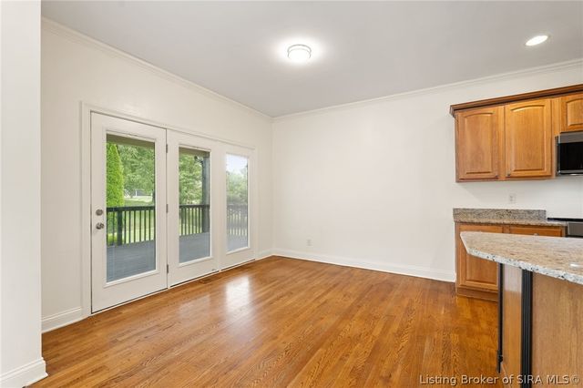 3044 Wolf Ridge Court, New Albany, IN 47150