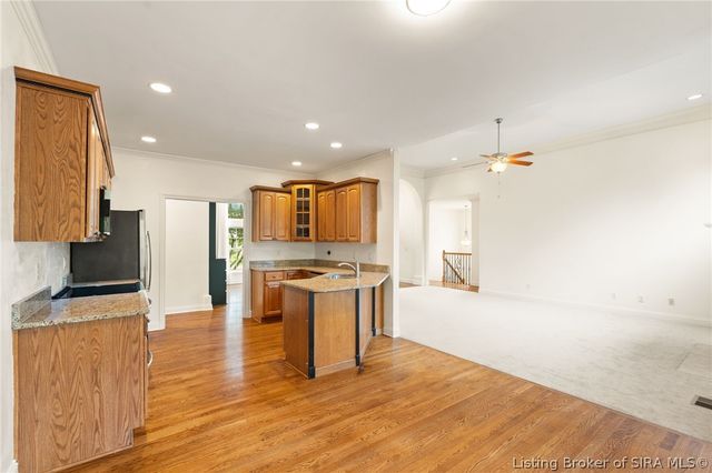 3044 Wolf Ridge Court, New Albany, IN 47150